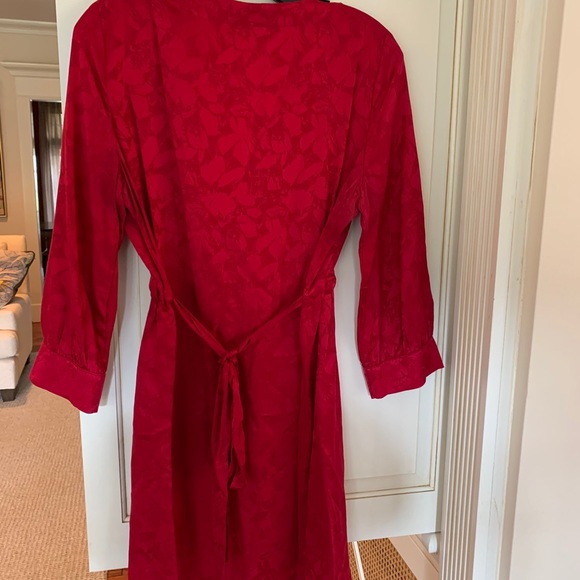 Dress - Picture 4 of 7